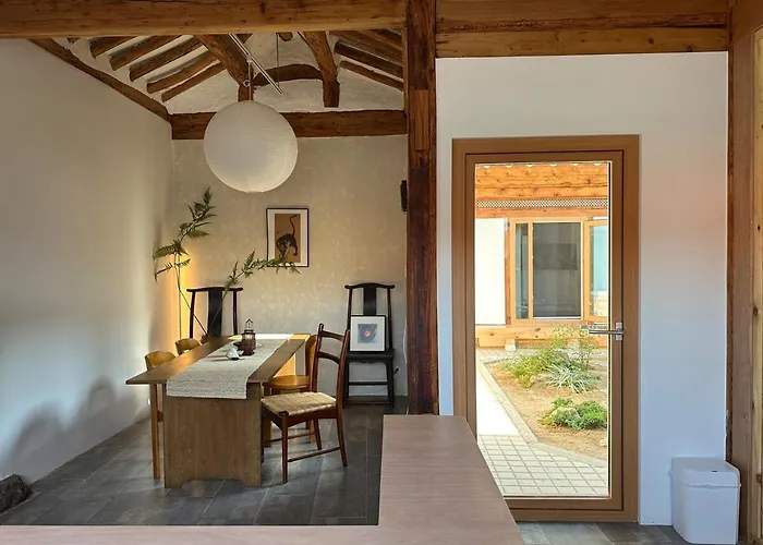 Villa Hanok Moonee Seoel