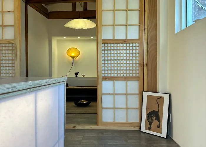 Hanok Moonee Villa *