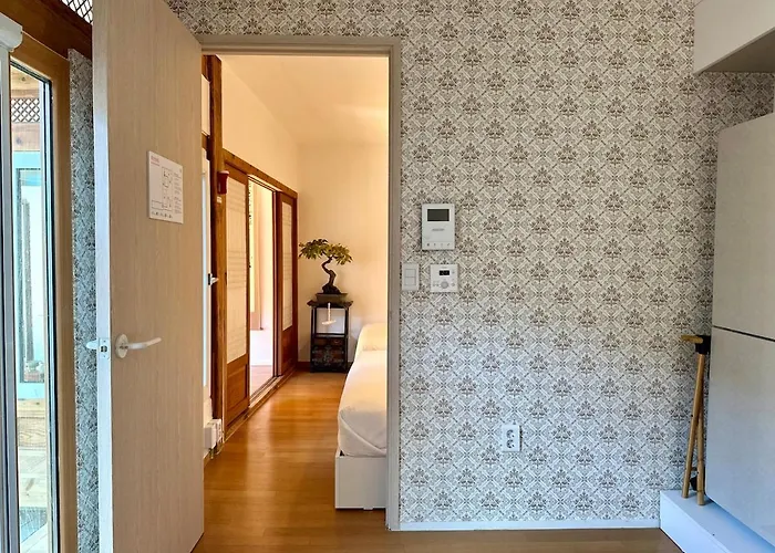 Hanok Moonee