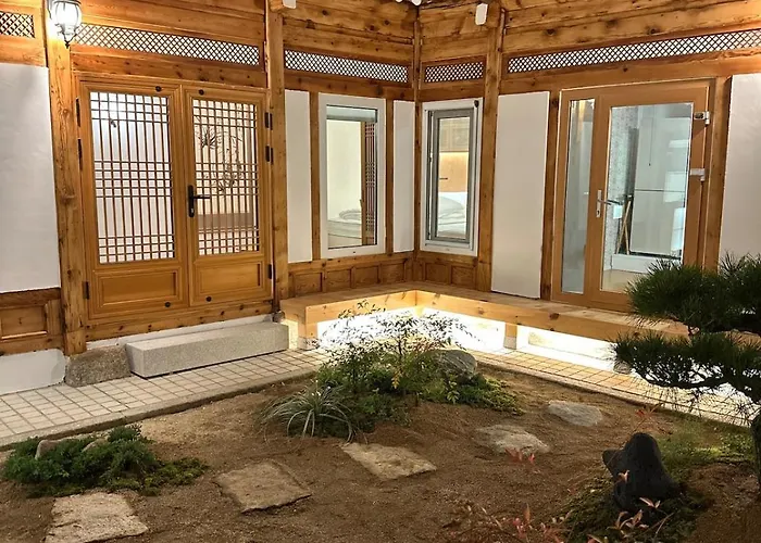 Hanok Moonee Villa